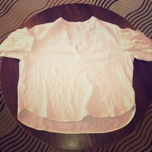 Gauzy LONG SLEEVE pop over shirt, made of cotton